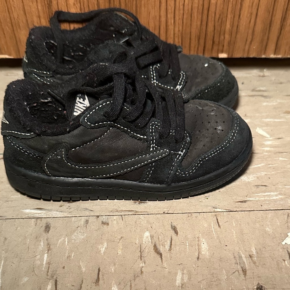 Travis Scott Phantom Nike low